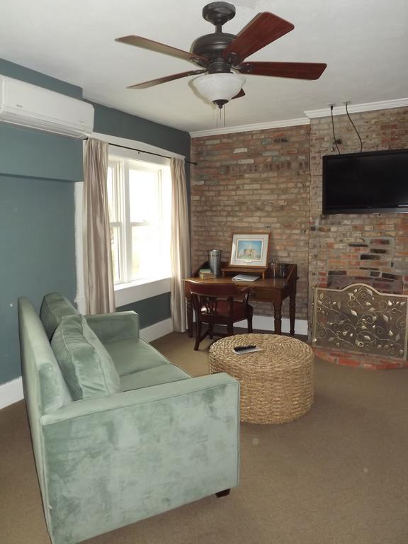 William Watson Hotel (Adults Only) Pittsfield Екстер'єр фото
