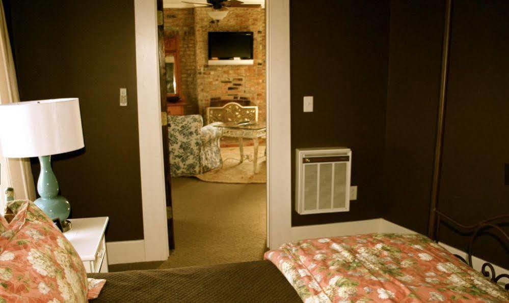 William Watson Hotel (Adults Only) Pittsfield Екстер'єр фото