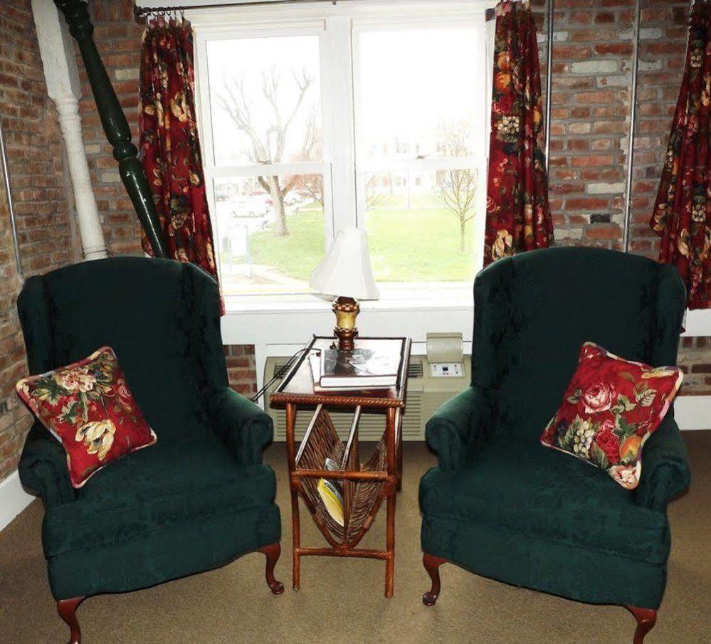 William Watson Hotel (Adults Only) Pittsfield Екстер'єр фото